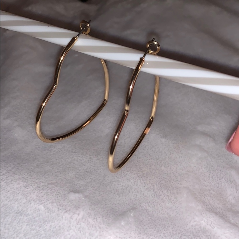 14k gold heart hoops